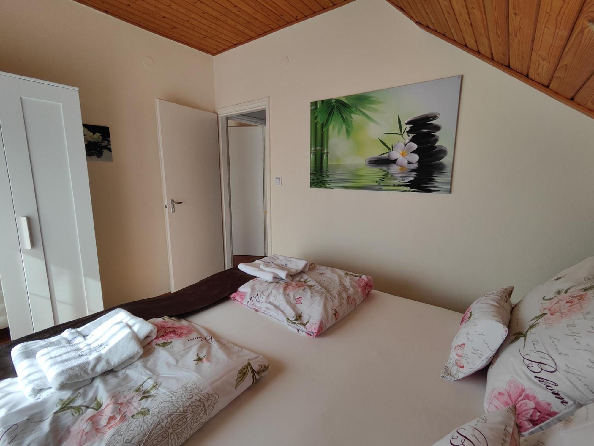 Havasi Vendeghaz Apartment Gyenesdias Ngoại thất bức ảnh
