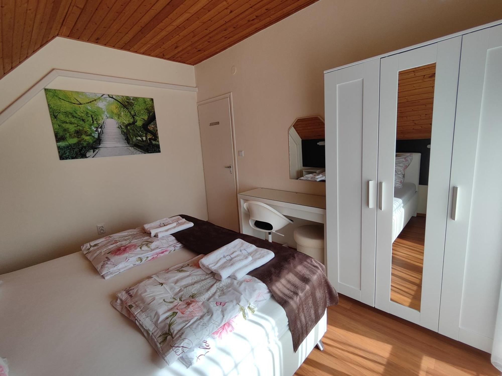 Havasi Vendeghaz Apartment Gyenesdias Ngoại thất bức ảnh
