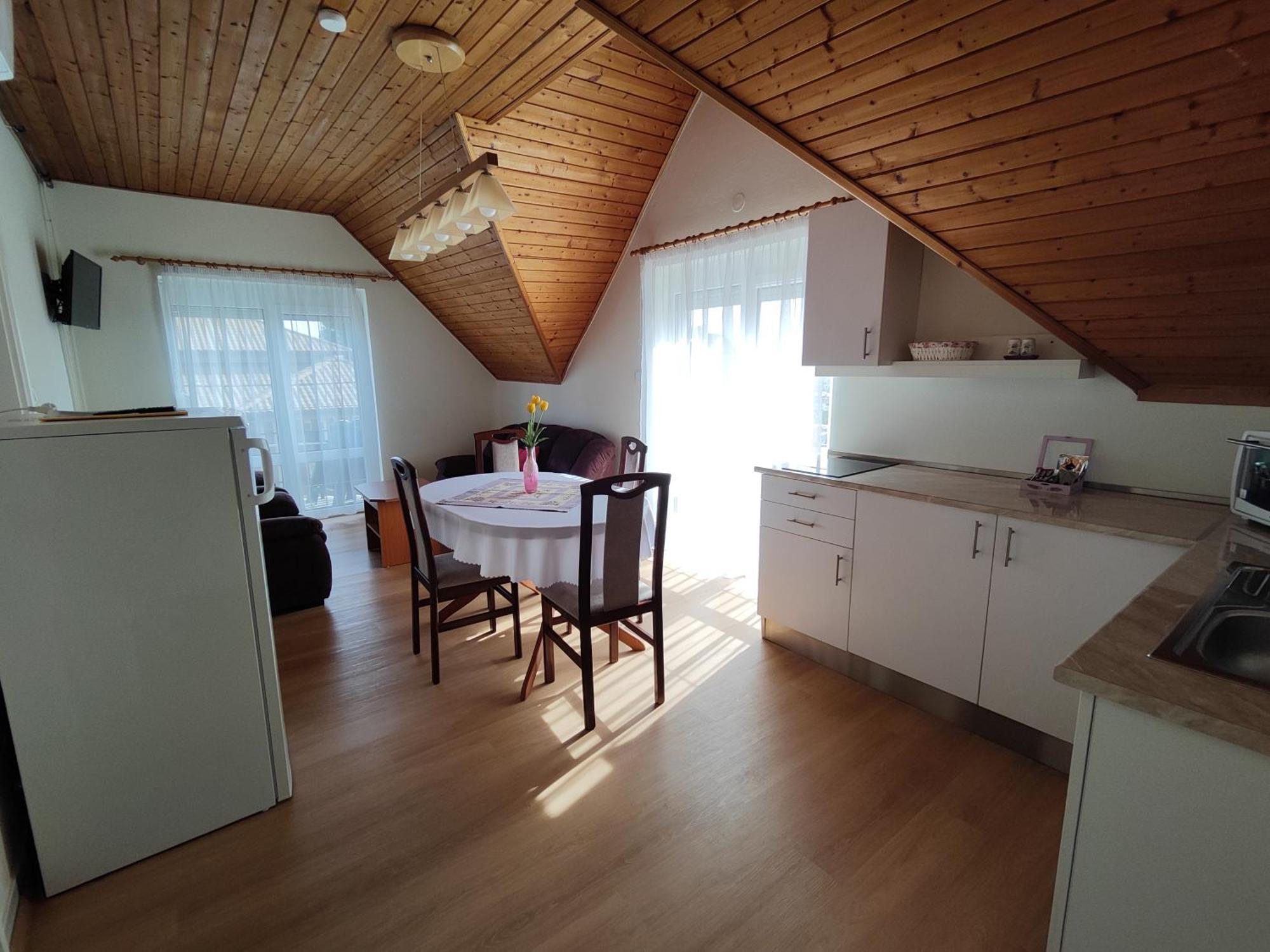 Havasi Vendeghaz Apartment Gyenesdias Ngoại thất bức ảnh