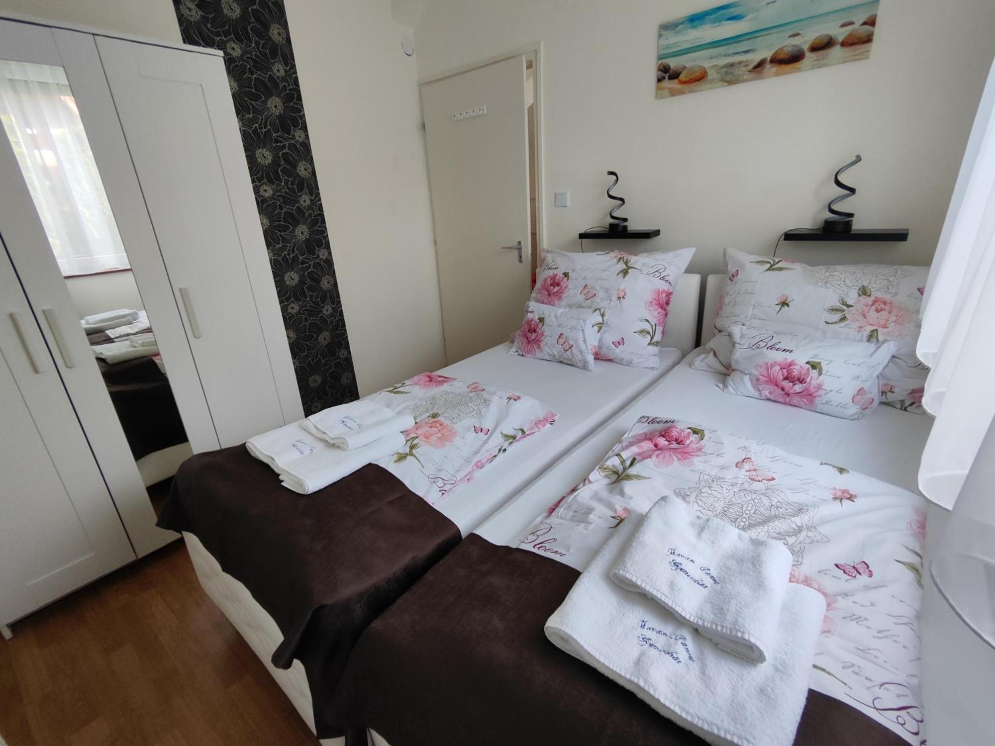 Havasi Vendeghaz Apartment Gyenesdias Ngoại thất bức ảnh